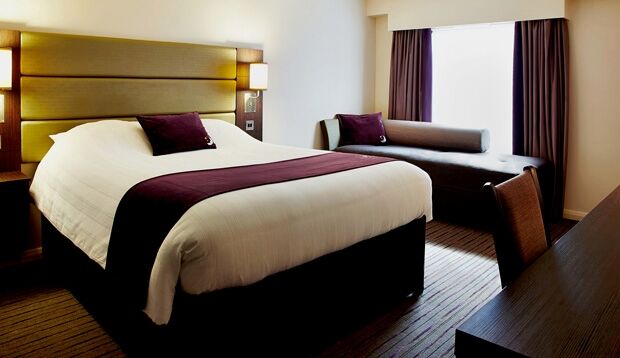 Premier Inn Maidstone Wateringbury エクステリア 写真